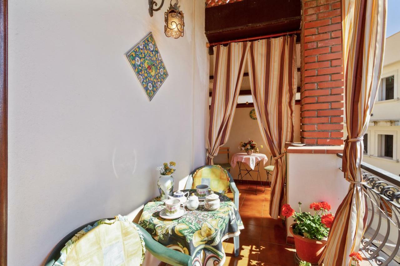Taormina Vintage Loft Apartment Екстериор снимка